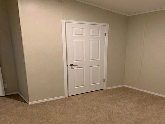 4th image of 333 Washakie Ave