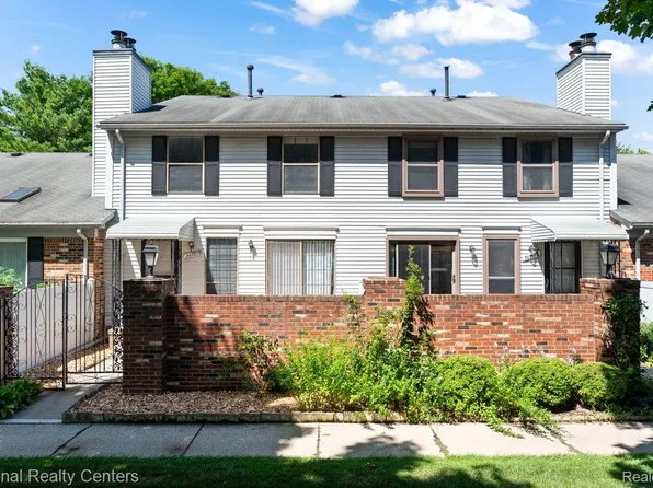 38781 Golfview Dr W, Clinton Township, MI 48038