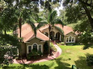 3901 Bob Evans Rd, Valrico, FL 33596