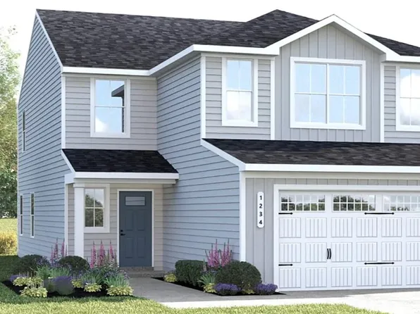 3229 Riverbend St, Hickory, NC 28602