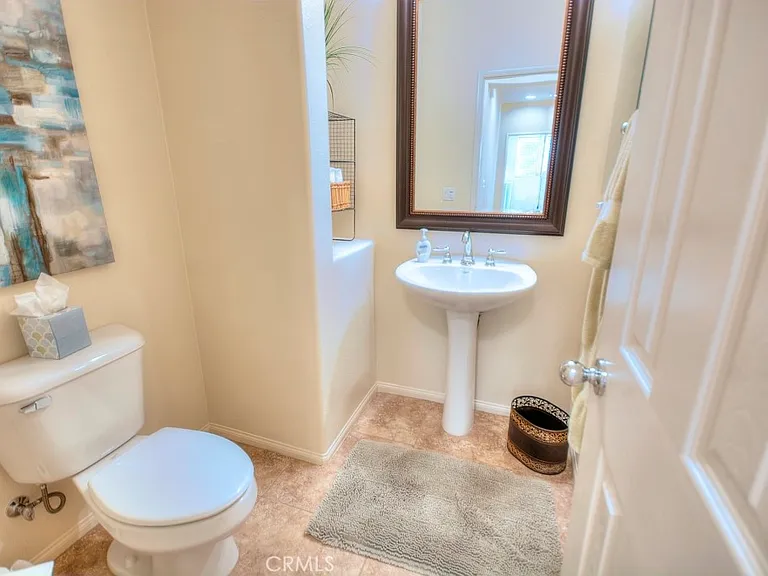 77183 California Dr — Photo 15