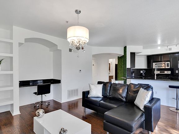 2nd image of 7020 Westpointe Blvd