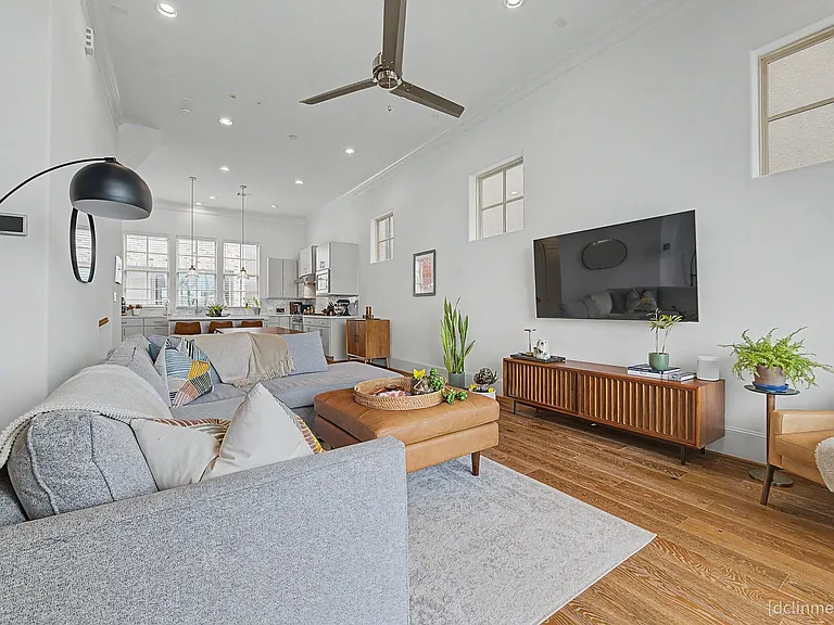 4009 University Grove St — Photo 20