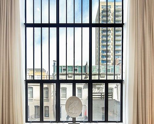 3rd image of 1 W 67th St APT 407
