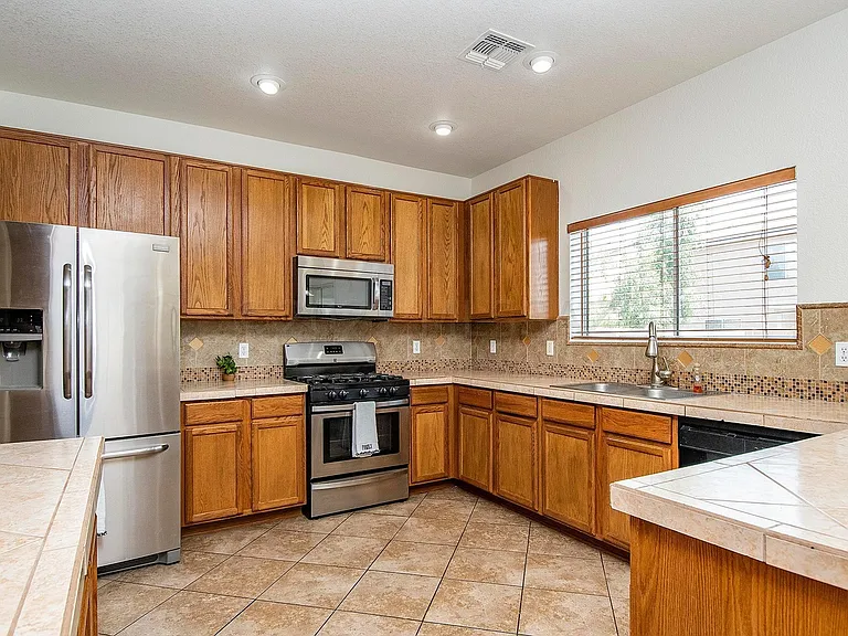 1081 W Sea Lion Dr — Photo 6
