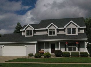 450 Meadows Rd N, Bourbonnais, IL 60914