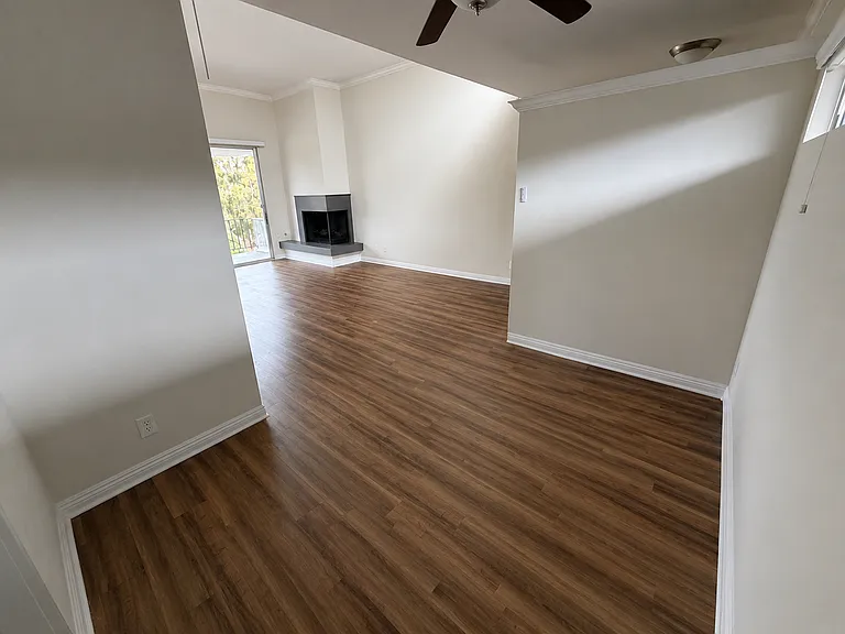 Hazeltine Apartments — Photo 6