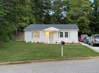 2709 Plainsfield Cir, Raleigh, NC 27610