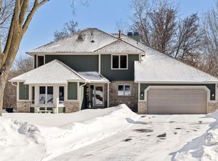 4330 Harbor Ln N, Plymouth, MN 55446
