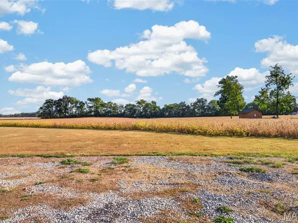 2 E Back St, Hecker, IL 62248