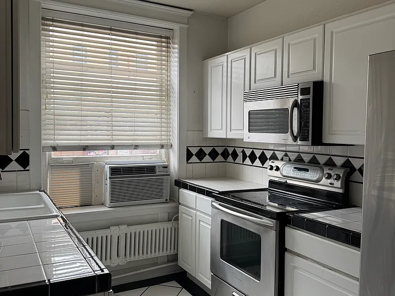 1475 N Humboldt St #6 — Photo 21