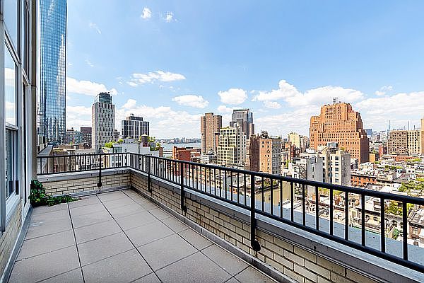 1st image of 53 Park Pl APT 3B