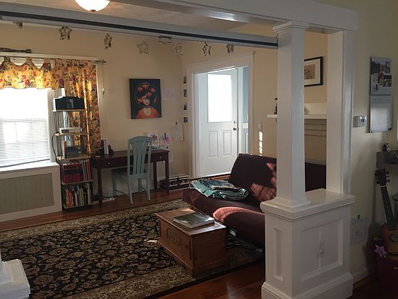 5th image of 207 E Squantum St