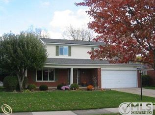 34078 Tyler Dr, Sterling Heights, MI 48310