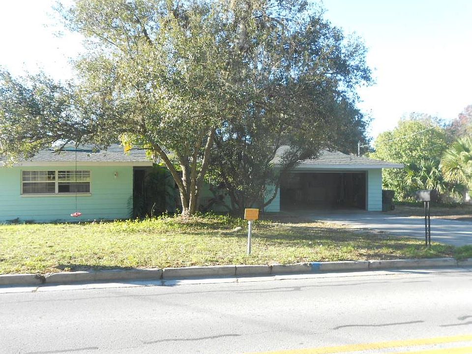 1st image of 592 W Lakeshore Dr