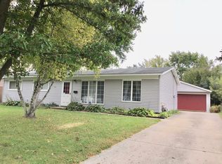 25 Wyndham Dr, Montgomery, IL 60538