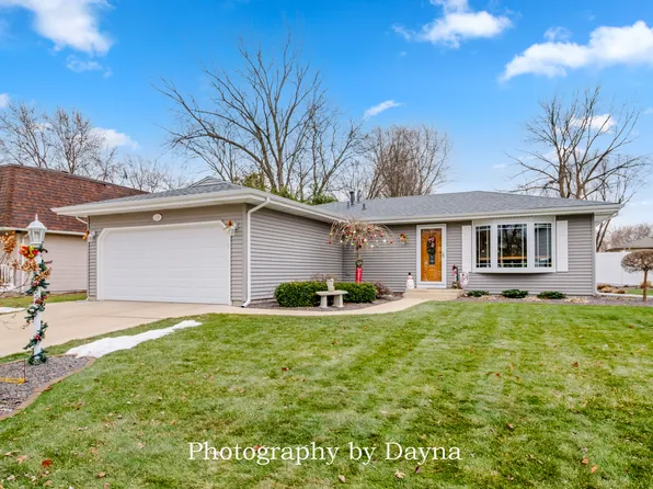 220 Kathy Dr, Bourbonnais, IL 60914