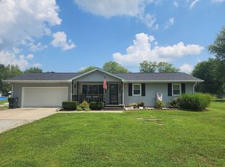 5303 S Vine St, Columbus, IN 47201