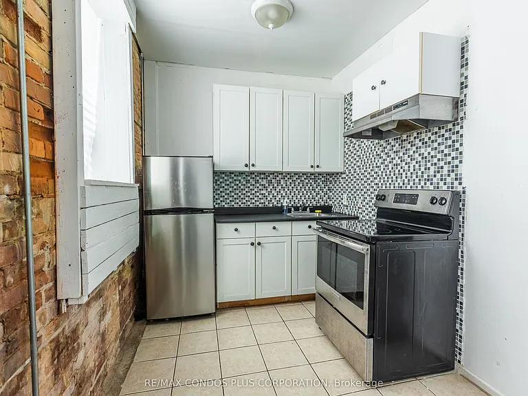 225 Gladstone Ave #103 — Photo 17