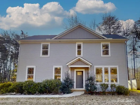 3761 Mulberry Ln, Denver, NC 28037