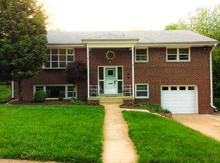 6037 5th Rd N, Arlington, VA 22203