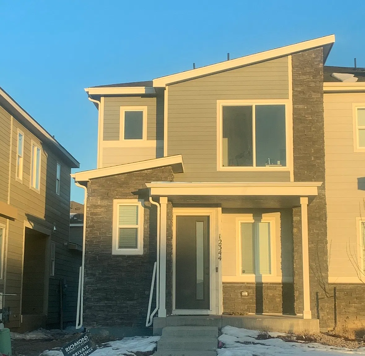 3 bed, 2.5 bath, 1449 sqft, $3,200 — Photo 1