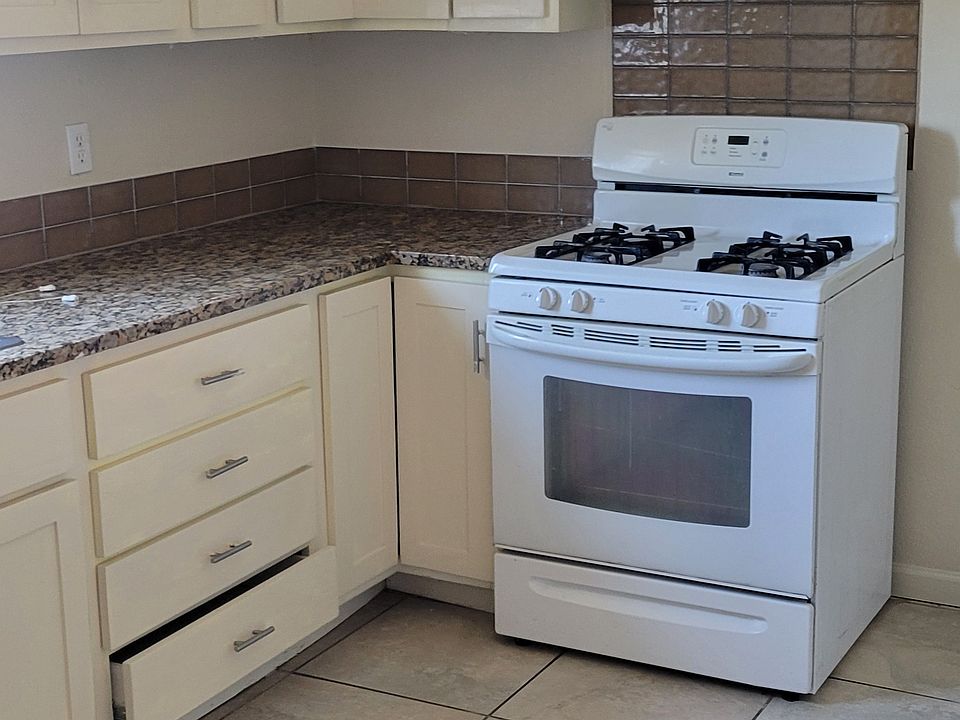 1st image of 3623 Keltner Ave APT 8