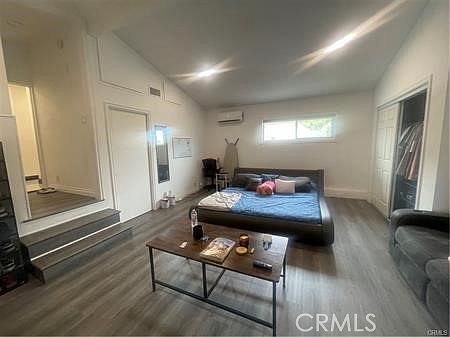 5th image of 1762 W Minerva Ave