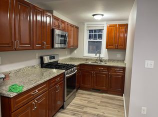 176 Osgood St #1, Lawrence, MA 01843