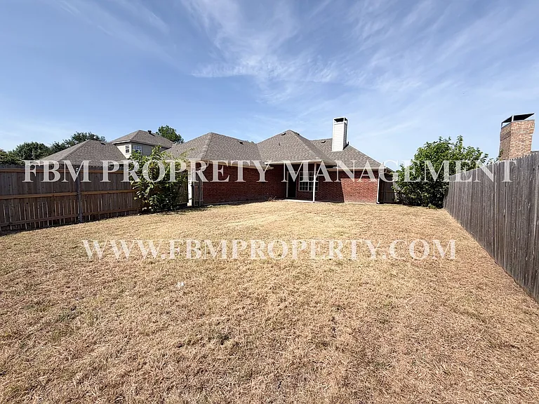 2702 Boyd St — Photo 20
