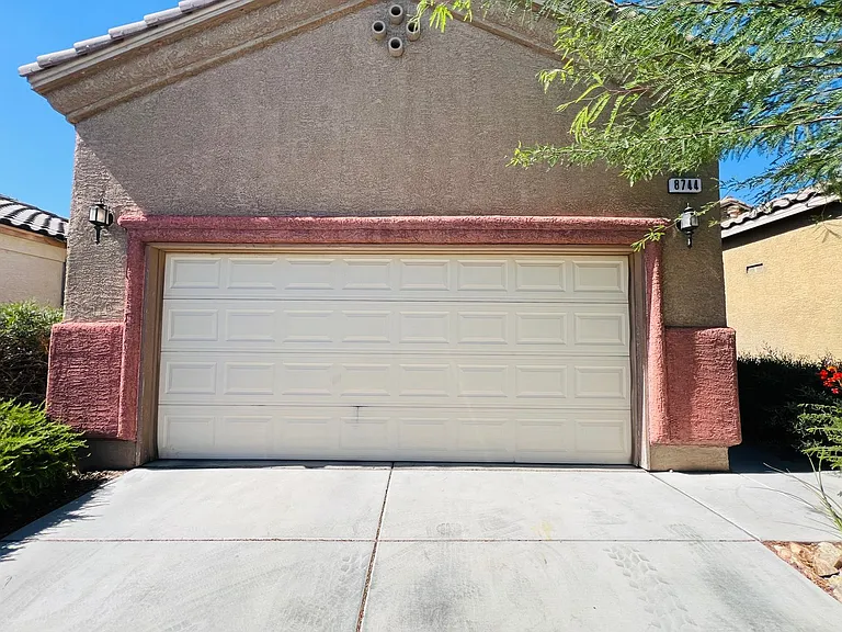 8744 Salvestrin Point Ave — Photo 2