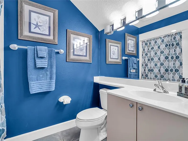 5204 Bouchard Cir #102 — Photo 18