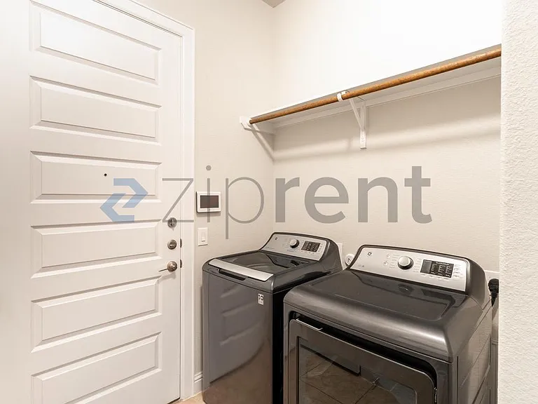 6913 Halesboro Dr — Photo 17