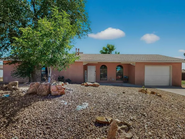 205 Loma Verde Dr, Rio Communities, NM 87002