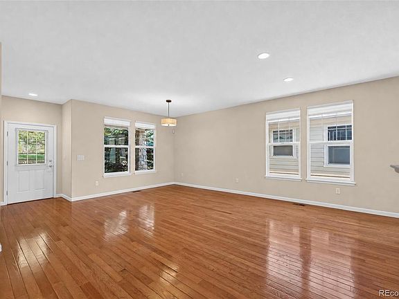 4th image of 5637 Gilbert Court