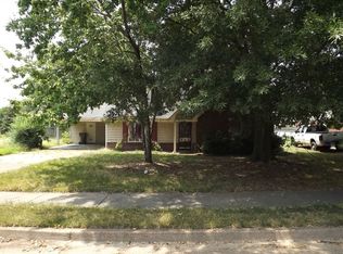 2511 Turnage Valley Dr, Memphis, TN 38133