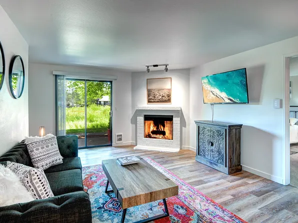 Woodlake Apartments