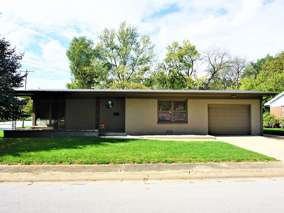 1st image of 19 Loreen Dr