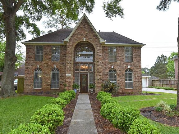 3rd image of 3111 Pebble Trace Dr