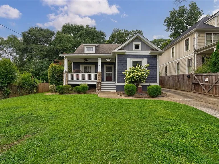 3405 Fortner St — Photo 2