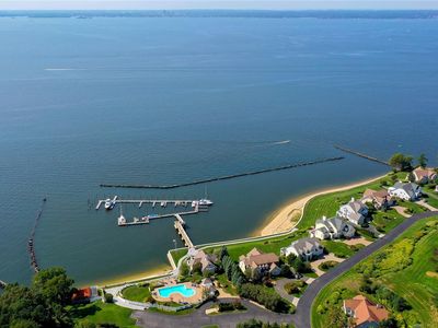 40 Pembroke Drive, Glen Cove, NY, 11542
