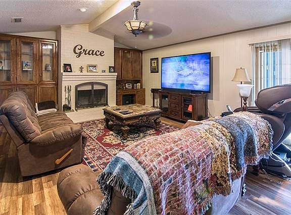 5th image of 2113 Wellington Dr