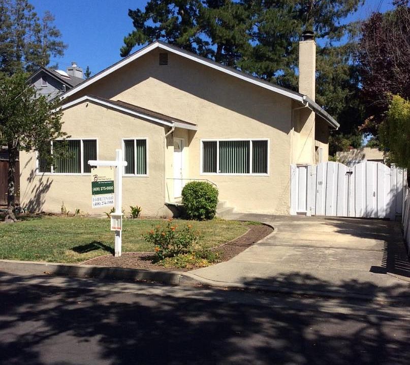 1st image of 421 Monroe Dr