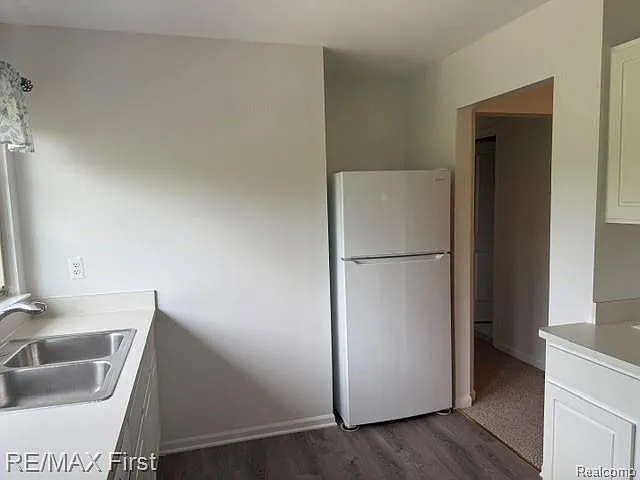 16713 Kensington Dr — Photo 14