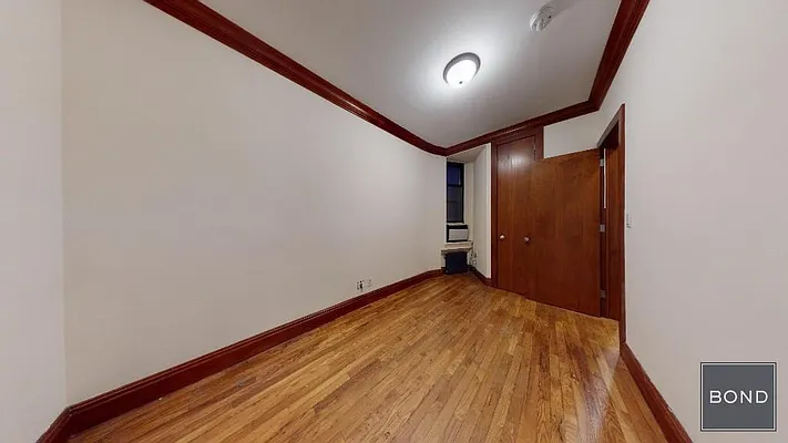 Rented by Bond New York | media 3