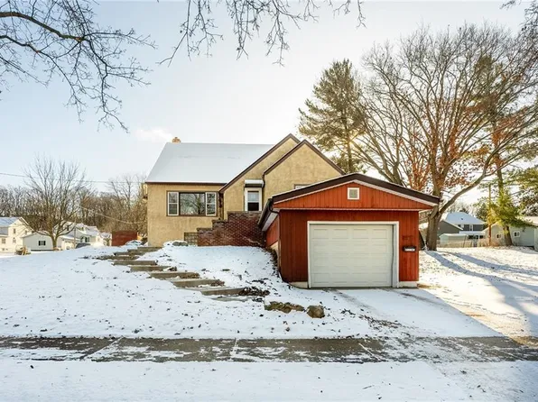 415 East Montgomery Street, Durand, WI 54736