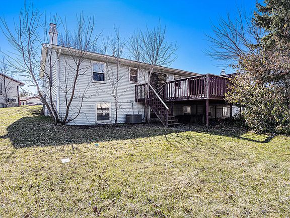 2nd image of 2107-2109 Old Valley Ct SE