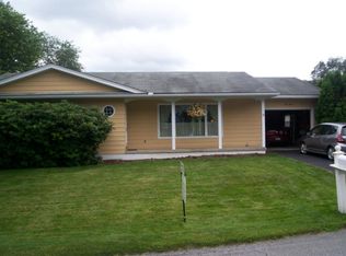 511 3rd St, Lewistown, PA 17044