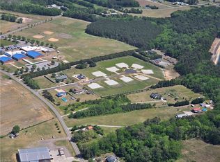 109 Indian Kettle Rd, Jarvisburg, NC 27947