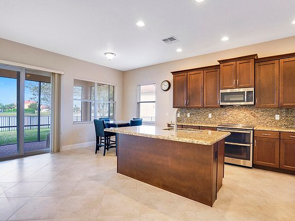 4th image of 2906 Bellarosa Circle